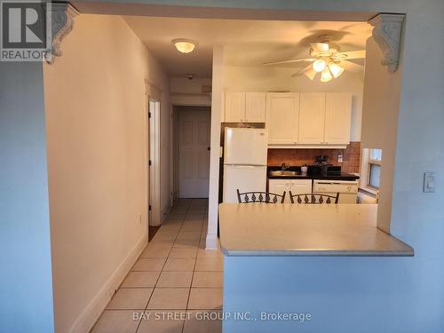 2Nd Flr - 218 Heath Street W, Toronto, ON - Indoor Photo Showing Kitchen