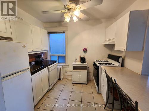 2Nd Flr - 218 Heath Street W, Toronto, ON - Indoor Photo Showing Kitchen