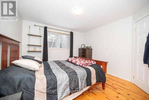 414 Hill Street, Laurentian Hills, ON - Indoor Photo Showing Bedroom