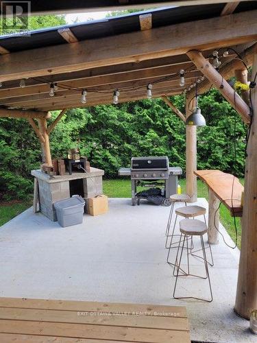 414 Hill Street, Laurentian Hills, ON - Outdoor With Deck Patio Veranda