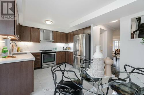 10 Oakins Lane, Ajax, ON - Indoor Photo Showing Kitchen With Upgraded Kitchen