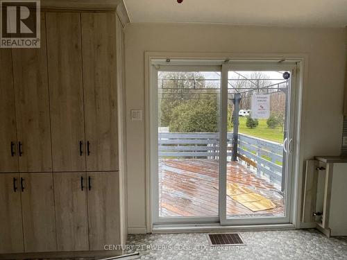 2076 Sandy Hill Road, Champlain, ON - Indoor Photo Showing Other Room