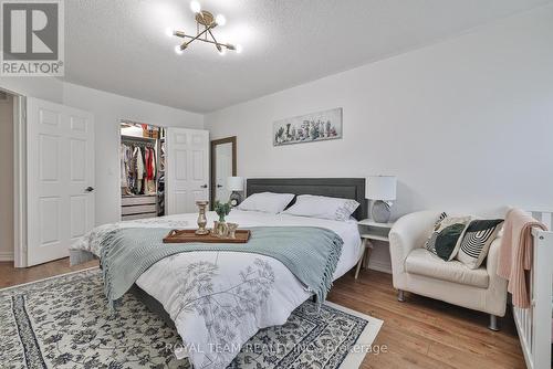 38 Maple Meadows Lane, Vaughan, ON - Indoor Photo Showing Bedroom