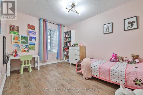 38 Maple Meadows Lane, Vaughan, ON - Indoor Photo Showing Bedroom