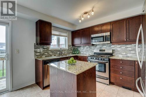 4881 Capri Crescent, Burlington, ON - Indoor Photo Showing Kitchen