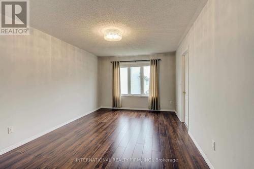 4881 Capri Crescent, Burlington, ON - Indoor Photo Showing Other Room