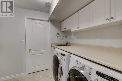 4881 Capri Crescent, Burlington, ON - Indoor Photo Showing Laundry Room