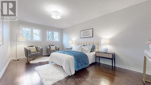 328 Atha Avenue, Richmond Hill, ON - Indoor Photo Showing Bedroom