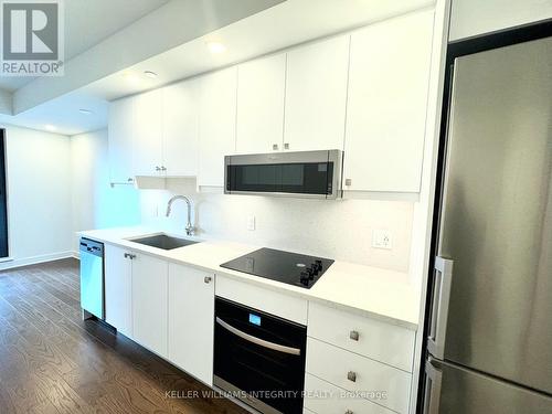 1210 - 180 George Street, Ottawa, ON - Indoor Photo Showing Kitchen With Upgraded Kitchen