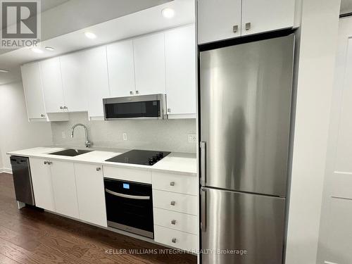 1210 - 180 George Street, Ottawa, ON - Indoor Photo Showing Kitchen With Upgraded Kitchen