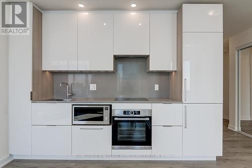 4404 - 28 Freeland St Street, Toronto, ON - Indoor Photo Showing Kitchen