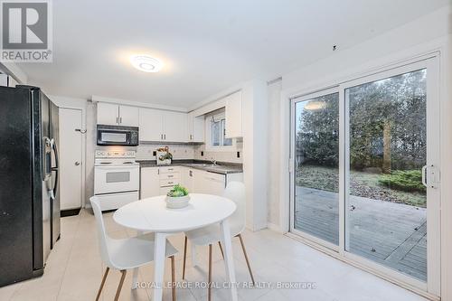 517 Kortright Road W, Guelph (Hanlon Creek), ON - Indoor Photo Showing Dining Room