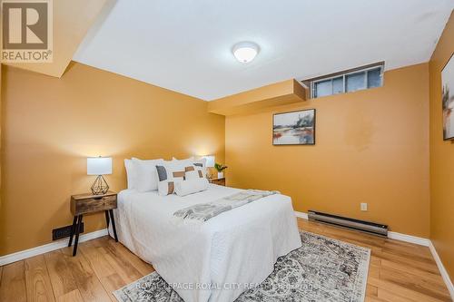 517 Kortright Road W, Guelph (Hanlon Creek), ON - Indoor Photo Showing Bedroom