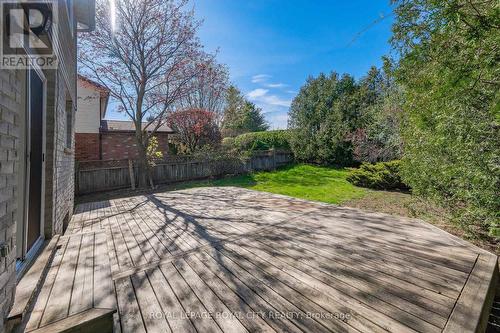 517 Kortright Road W, Guelph (Hanlon Creek), ON - Outdoor