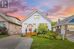 320 MILL STREET  Kitchener, ON N2M 3R7