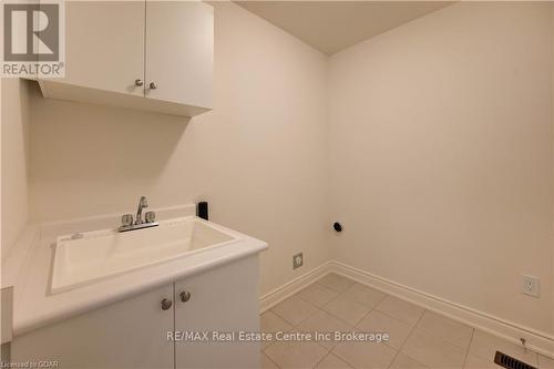 154 Attwater Drive, Cambridge, ON - Indoor Photo Showing Other Room