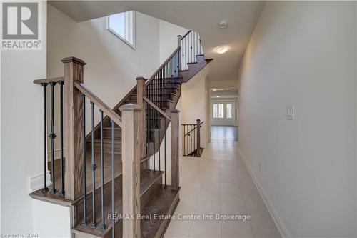 154 Attwater Drive, Cambridge, ON - Indoor Photo Showing Other Room