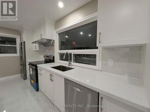 (Main) - 31 Copping Road, Toronto, ON - Indoor Photo Showing Kitchen