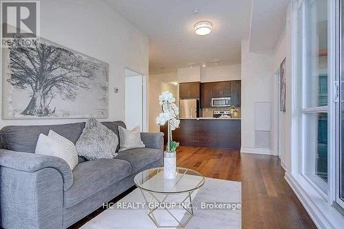 201 - 4065 Brickstone Mews, Mississauga, ON - Indoor Photo Showing Living Room