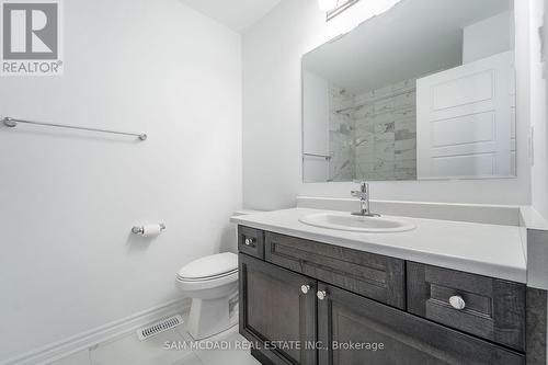 471 Gordon Krantz Avenue, Milton, ON - Indoor Photo Showing Bathroom