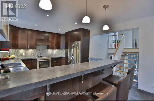 1608 Sherwood Forrest Circle, Mississauga, ON - Indoor Photo Showing Kitchen With Stainless Steel Kitchen With Double Sink With Upgraded Kitchen