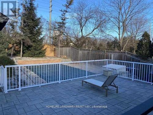 1608 Sherwood Forrest Circle, Mississauga, ON - Outdoor