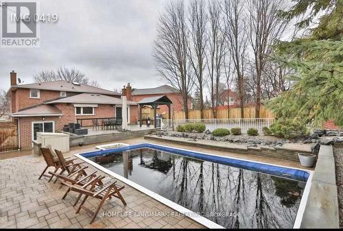 1608 Sherwood Forrest Circle, Mississauga, ON - Outdoor With In Ground Pool