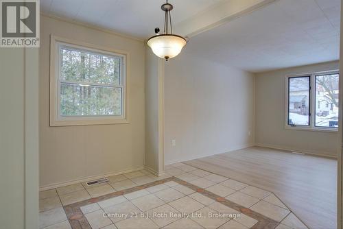 499 Margaret Street, Tay (Port Mcnicoll), ON - Indoor Photo Showing Other Room