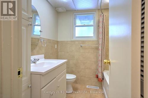 499 Margaret Street, Tay (Port Mcnicoll), ON - Indoor Photo Showing Bathroom