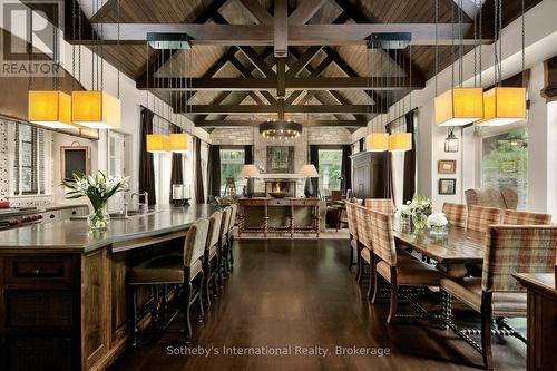 114 Hemlock Court, Blue Mountains, ON - Indoor Photo Showing Dining Room