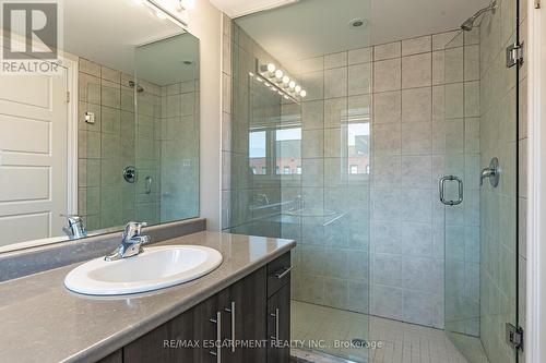 5 - 290 Barton Street W, Hamilton, ON - Indoor Photo Showing Bathroom