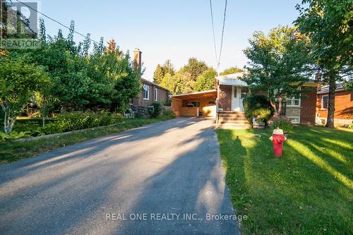 375 Neal Drive, Richmond Hill, ON - Outdoor