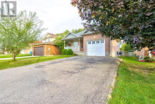 8 Hayward Crescent, Guelph (Clairfields), ON - Outdoor With Facade