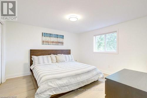 8 Hayward Crescent, Guelph (Clairfields), ON - Indoor Photo Showing Bedroom