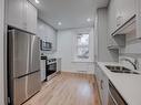 Kitchen - 200-1572 Av. Summerhill, Montréal (Ville-Marie), QC  - Indoor Photo Showing Kitchen With Double Sink With Upgraded Kitchen 