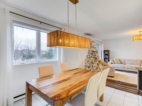 Dining room - 305-230 Rue St-Henri, La Prairie, QC - Indoor Photo Showing Dining Room