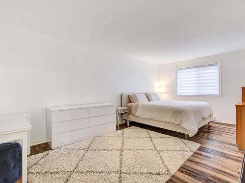 Master bedroom - 305-230 Rue St-Henri, La Prairie, QC - Indoor Photo Showing Bedroom