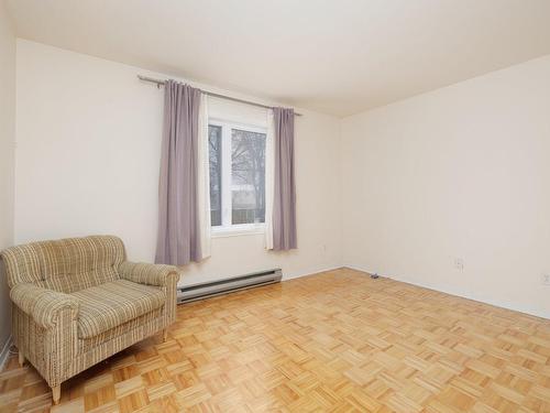 Bedroom - 91 Rue De Neuville, L'Île-Perrot, QC - Indoor Photo Showing Other Room