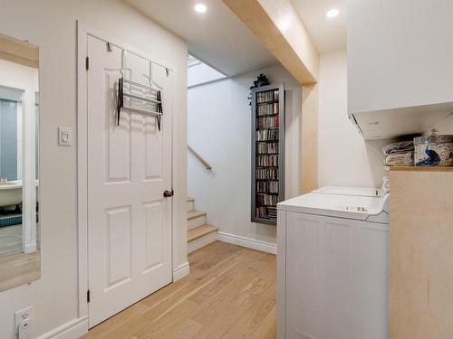 Passageway - 731 Rue Frenette, Donnacona, QC - Indoor Photo Showing Laundry Room