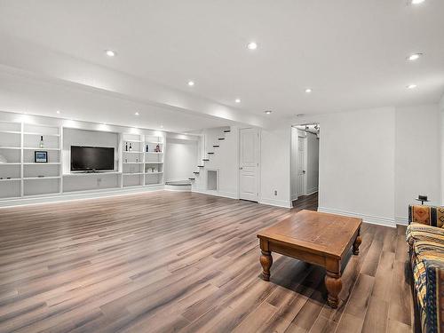 Basement - 610 Rue Fraser, Montréal (Saint-Laurent), QC - Indoor Photo Showing Living Room