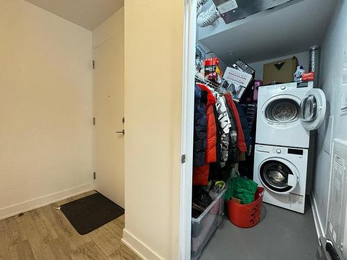 Salle de lavage - 404-1228 Rue Des Bassins, Montréal (Le Sud-Ouest), QC - Indoor Photo Showing Laundry Room