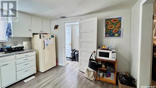 416 Simpson Street, Outlook, SK - Indoor Photo Showing Kitchen