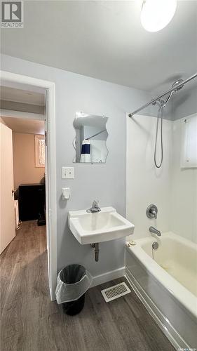 416 Simpson Street, Outlook, SK - Indoor Photo Showing Bathroom