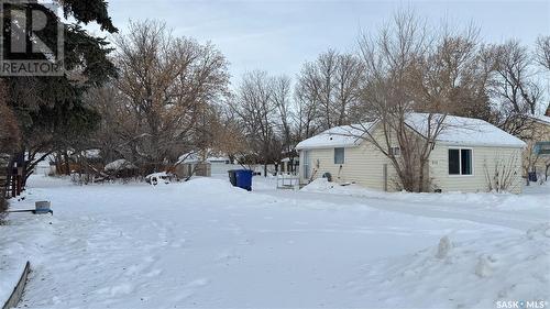 416 Simpson Street, Outlook, SK - Outdoor