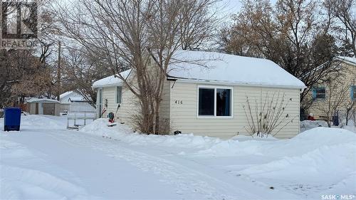 416 Simpson Street, Outlook, SK - Outdoor