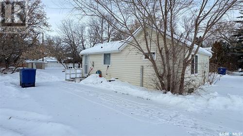 416 Simpson Street, Outlook, SK - Outdoor