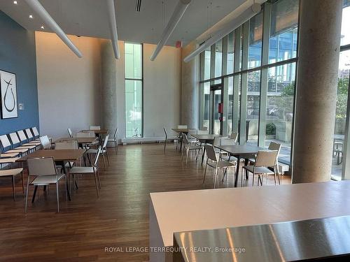 203-170 Fort York Blvd, Toronto, ON - Indoor Photo Showing Dining Room