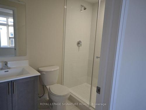 116-1597 Rose Way, Milton, ON - Indoor Photo Showing Bathroom