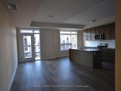 116-1597 Rose Way, Milton, ON - Indoor Photo Showing Kitchen