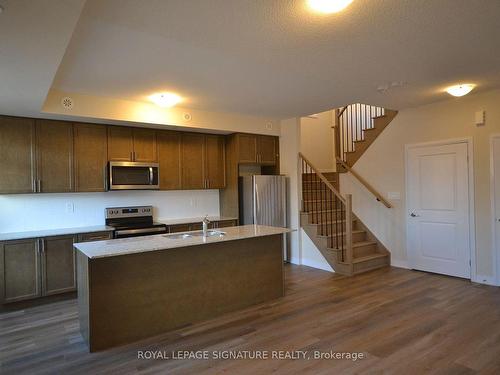 116-1597 Rose Way, Milton, ON - Indoor Photo Showing Kitchen